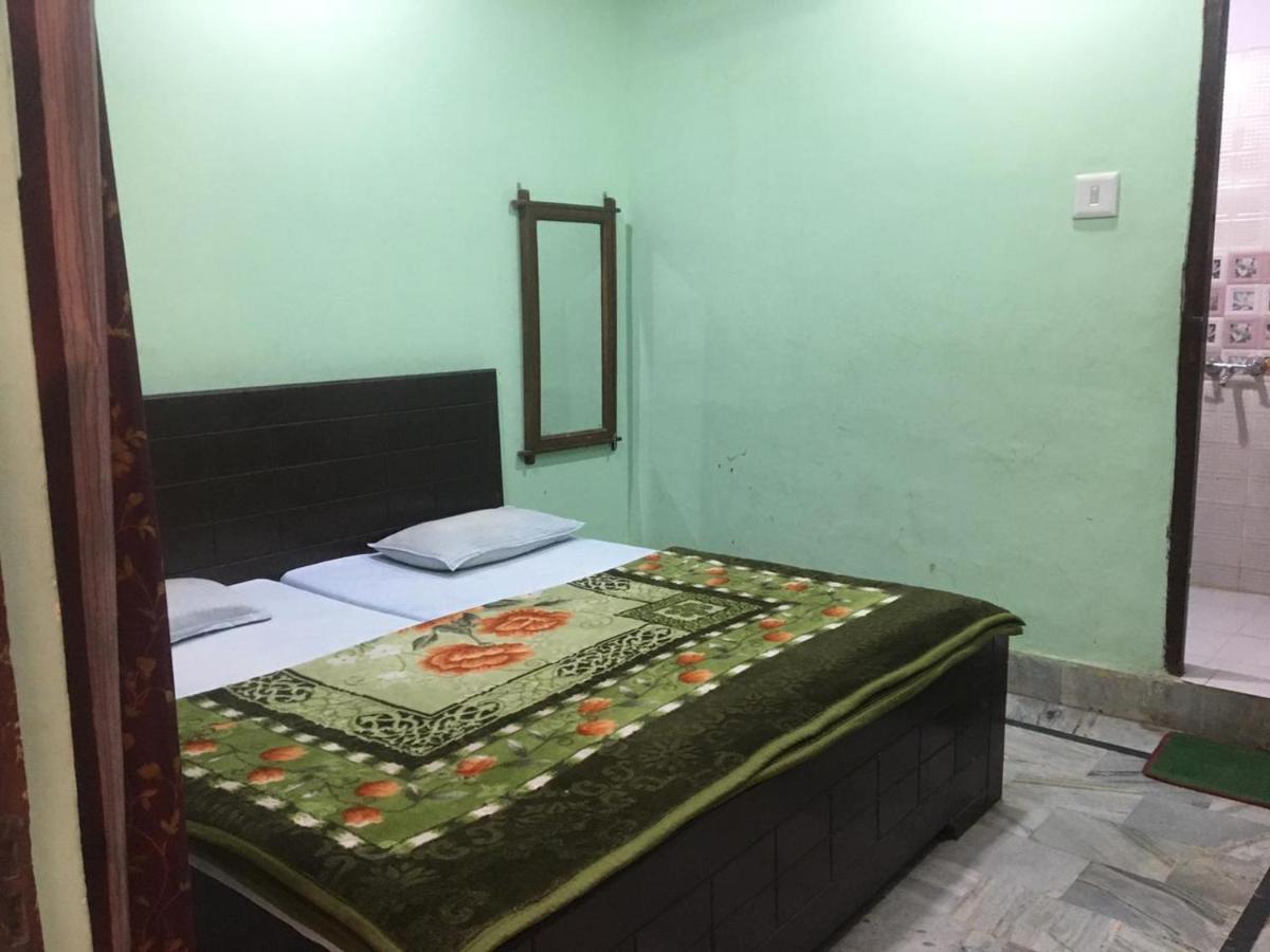 Hotel Vardaan Kankhal Esterno foto