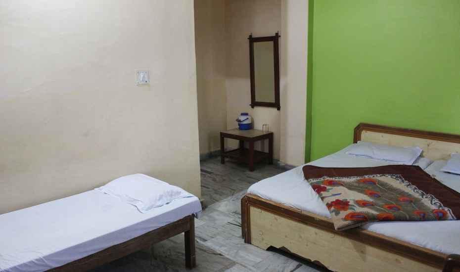 Hotel Vardaan Kankhal Esterno foto